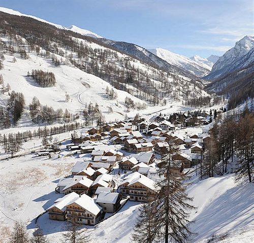 Pragelato Ski Jumping Hotel براجيلاتو المظهر الخارجي الصورة